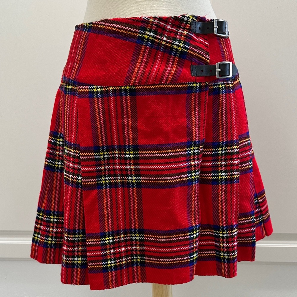 Stewart Plaid Women's Kilt with Buckle Accents